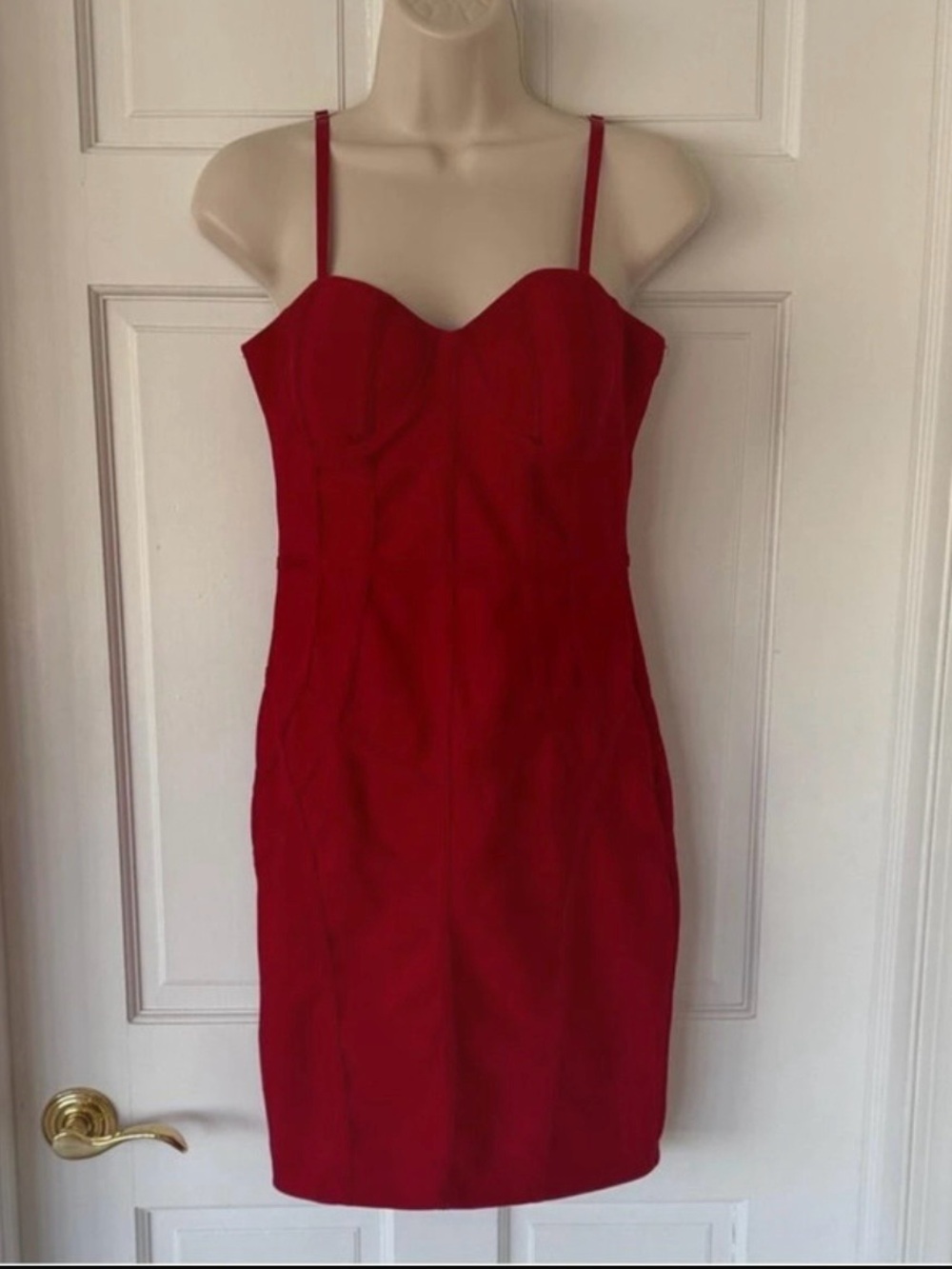 Haute Monde Red Mini
Sweetheart Neckline Dress M NEW